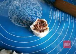 Illustration of how to make Crispy Meat-filled Shrimp Siomai 10