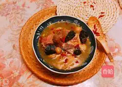 Illustration of making morels, king oyster mushrooms, scallops and chicken soup 7