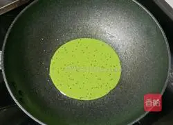 Illustration of how to make celery and sesame egg pancakes 8