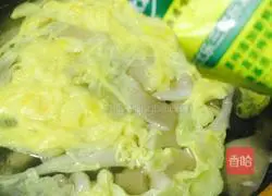 Illustration of how to make mushroom and egg soup 8