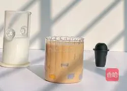 Illustration of how to make Tangyuan Milk Coffee 10