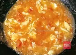 Illustration of how to make tomato and egg noodles 10