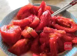 Illustration of how to make cold tomatoes 4