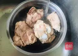 Corn Carrot Bone Soup Recipe Illustration 2