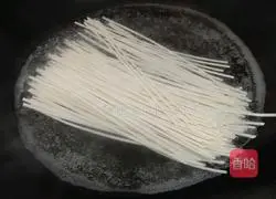 Totole Chicken Noodles Recipe Illustration 4