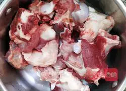 How to make delicious bone soup Illustration 1