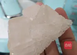 Illustration of how to make Lily Peanut Tremella Lotus Seed Soup 4