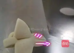 Illustration of how to make bird steamed buns 8