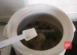 Spleen-strengthening pork belly soup recipe 14