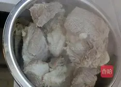 Illustration of how to make Roujiamo (steamed bun version) 4