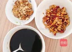 Illustration of how to make milk, red date, walnut and brown sugar steamed buns 3