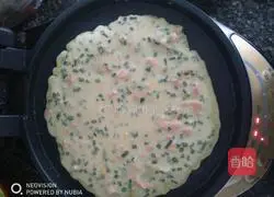 Illustration of how to make egg and ham pancakes 7