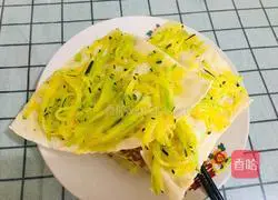 Illustration of how to make pumpkin shredded vegetable buns 9