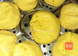 Illustration of how to make pumpkin steamed buns 5