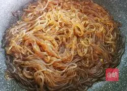 Korean stir-fried mixed vegetables illustration 15