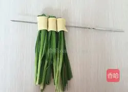 Illustration of how to make grilled leeks 3 