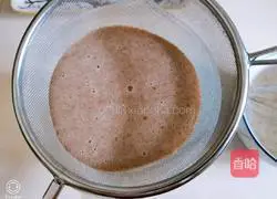 Illustration of how to make soba noodle and egg salty cake 5