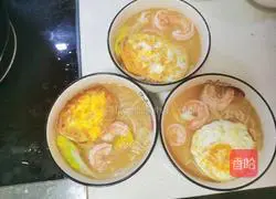 Illustration of how to make shrimp noodles 5