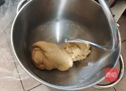 Illustration of how to make brown sugar steamed buns 4