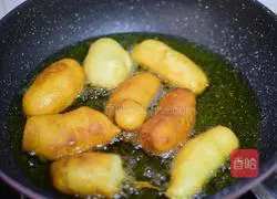 Illustration of how to make mini fried dough sticks 4