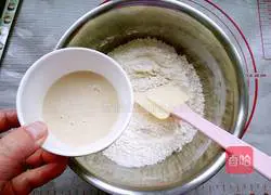 Illustration of how to make soda crackers 3