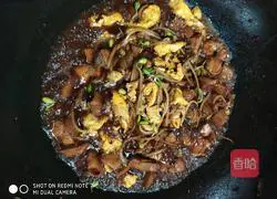 Illustration of chicken braised noodles 11