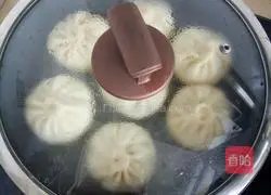 Illustration of how to make ice flower fried buns 12