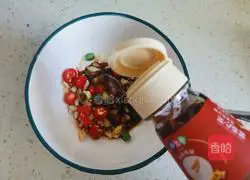 Illustration of how to make peanut butter noodles 5