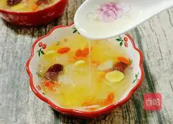 Recipe for Ginkgo Lily and Tremella Soup 14