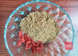 Illustration of the recipe of Wuhong Blood Replenishing and Beauty Soup 4