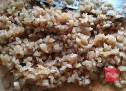 Illustration of how to make pork-skin buns (pork-skinned chives) 5