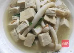 Illustration of how to make seafood mushroom and tofu soup 8