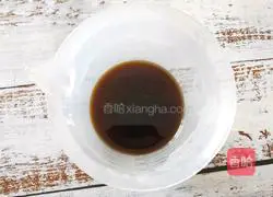 Illustration of how to make brown sugar steamed buns 2