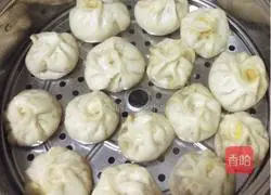 Illustration of how to make meat buns with tea tree mushroom sauce 10