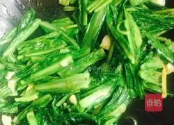 Illustration of how to make stir-fried lettuce 5