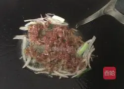 Illustration of how to make dry-fried beef river 6