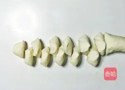 Illustration of how to make delicious Sixi dumplings 8