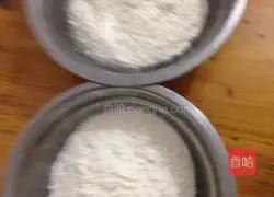 Illustration of how to make snack cat ears 3