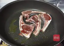 Illustration of how to make pan-fried lamb chops 3