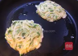 Zucchini egg pancake recipe 7