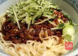 Illustration of how to make fried soybean noodles for the Lantern Festival on the 15th day of the first lunar month 12