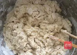 Illustration of how to make homemade snacks (electric cake version) 4