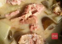 Illustration of firewood stewed bone soup 7