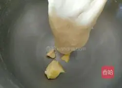 Illustration of how to make seaweed and meat floss bread 6