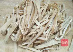 Illustration of how to make tofu skin buns 3