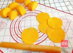 Illustration of how to make rose steamed buns 15