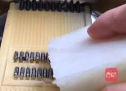 Recipe for making shredded yellow croaker and radish soup 2