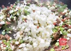 Illustration of how to make sour soup noodles 6