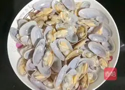 Illustration of how to make stir-fried scallops with seafood sauce 4