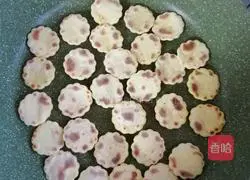 Illustration of how to make sweet potato and egg pancakes 11